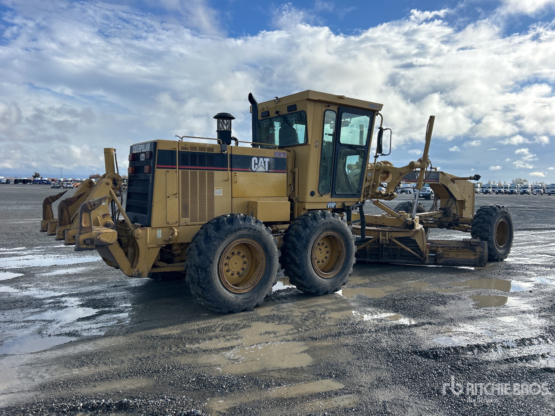 General Appearance with Imagen: esquina trasera derecha