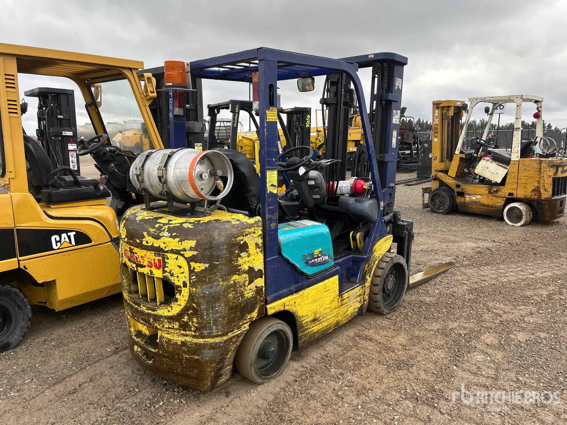 Aspect général with Image, coin arrière droit