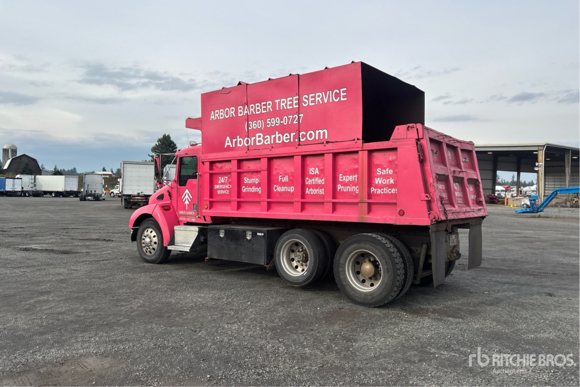 General Appearance with Picture, Left Rear Corner