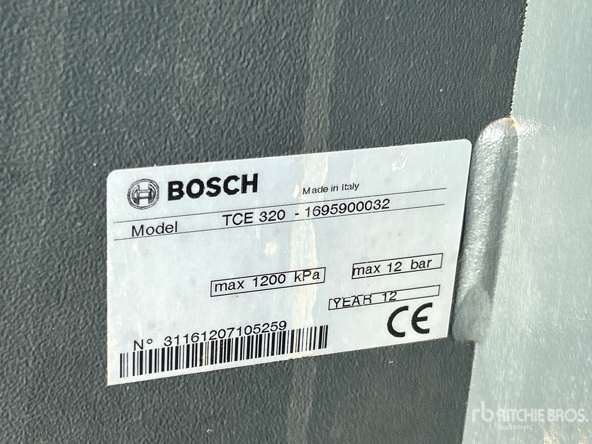 General Appearance with Numéro de série/Numéro d'identification du véhicule automobile