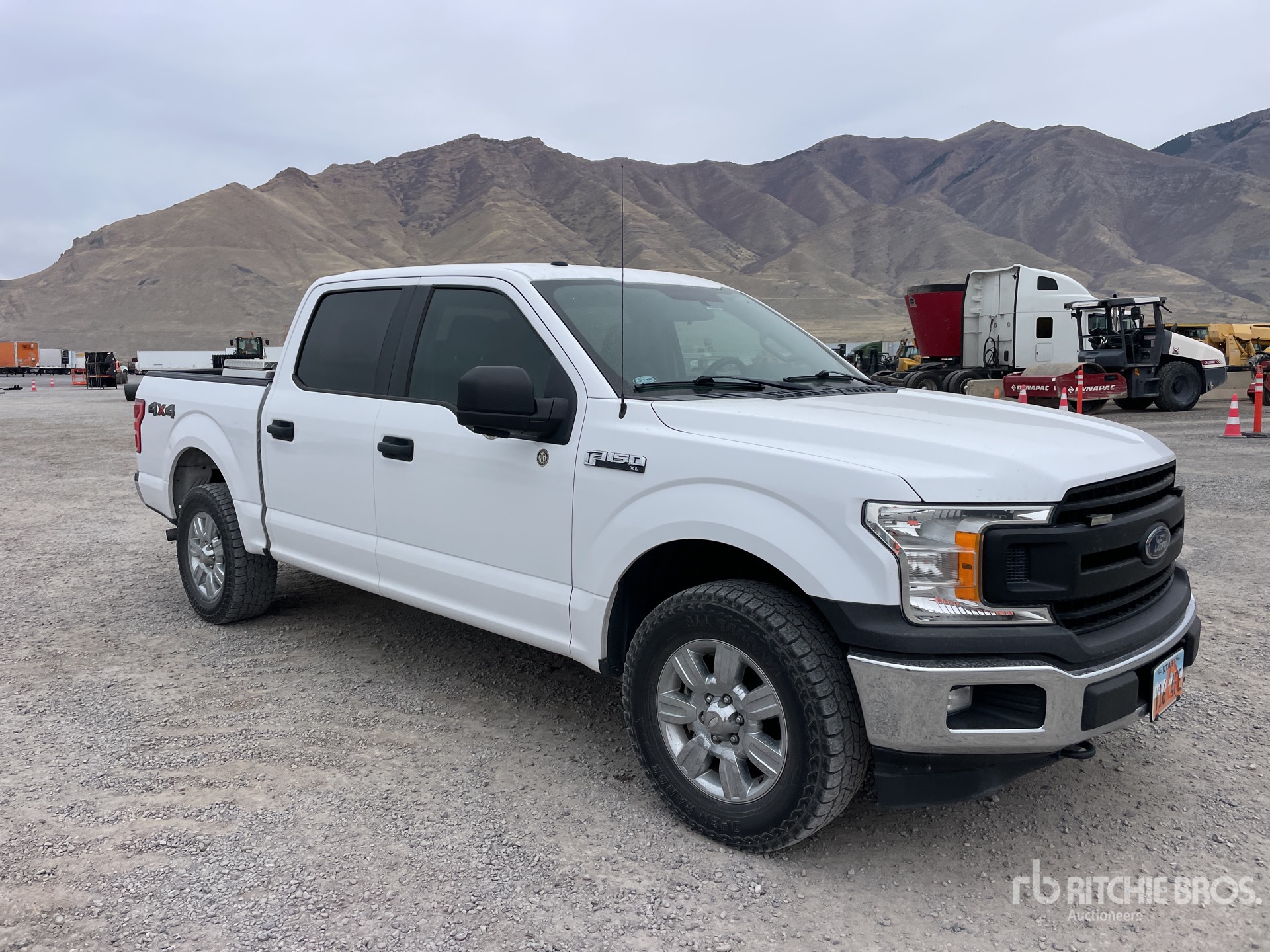 Aspect général with Image, coin avant droit