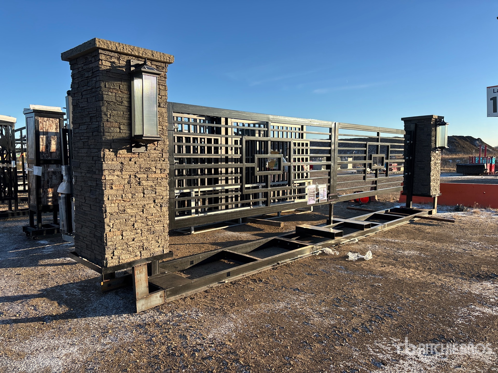 General Appearance with Foto, angolo anteriore destro