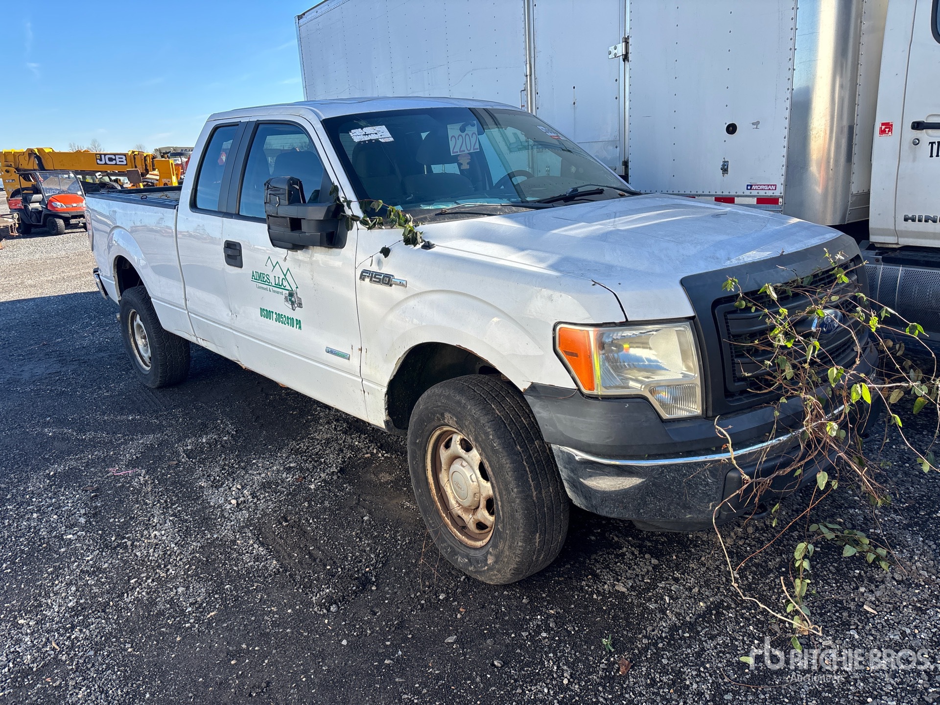 General Appearance with Picture, Right Front Corner