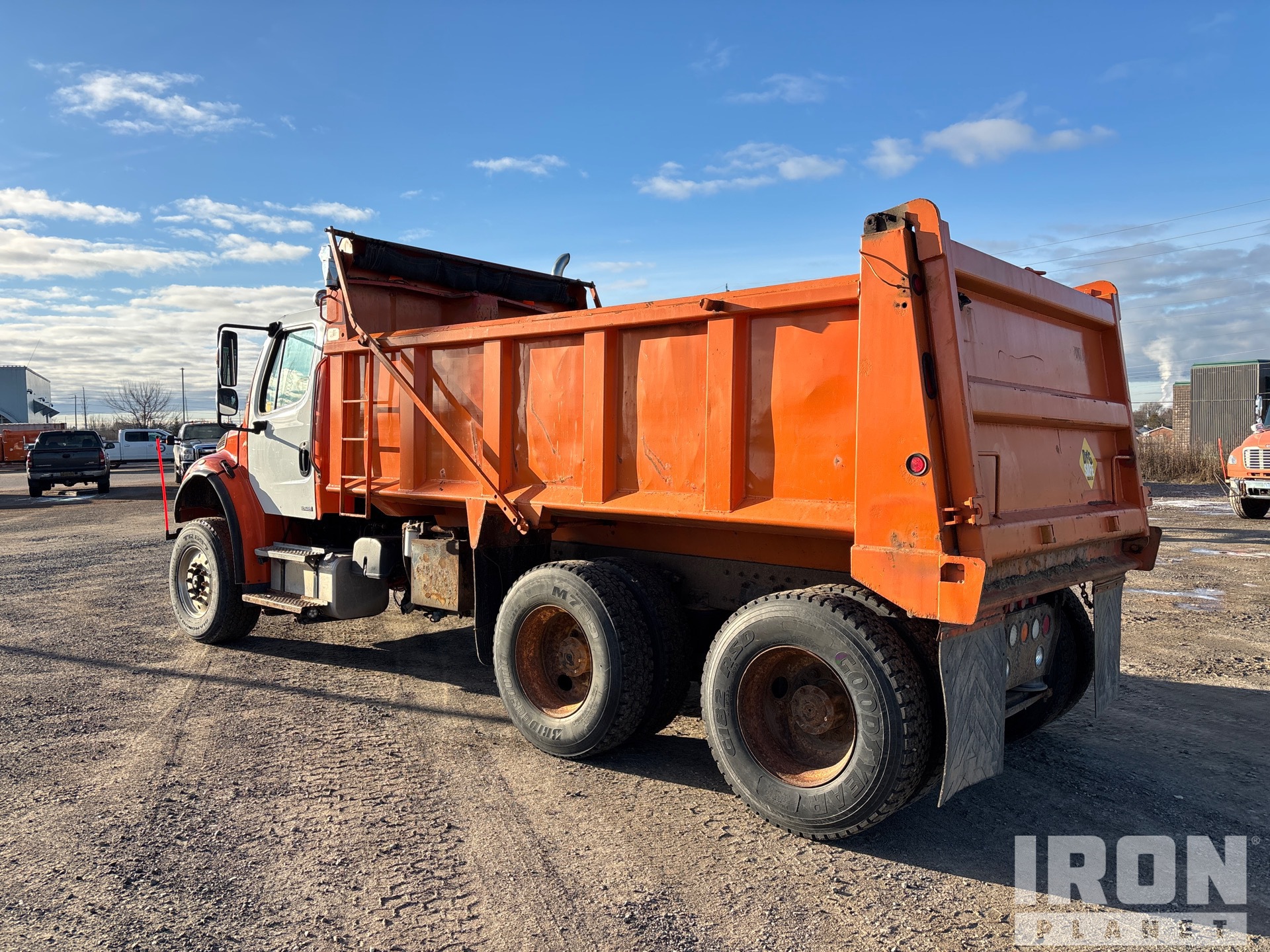 General Appearance with Imagen: esquina trasera izquierda