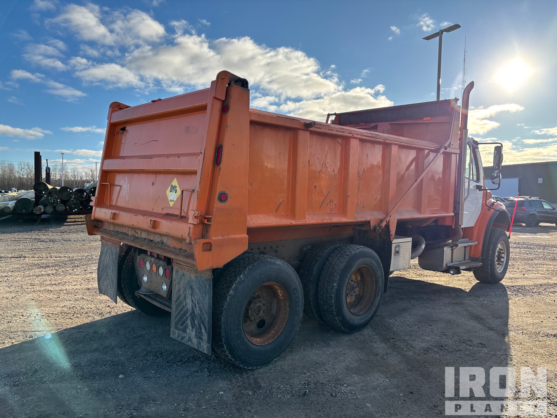 General Appearance with Imagen: esquina trasera derecha