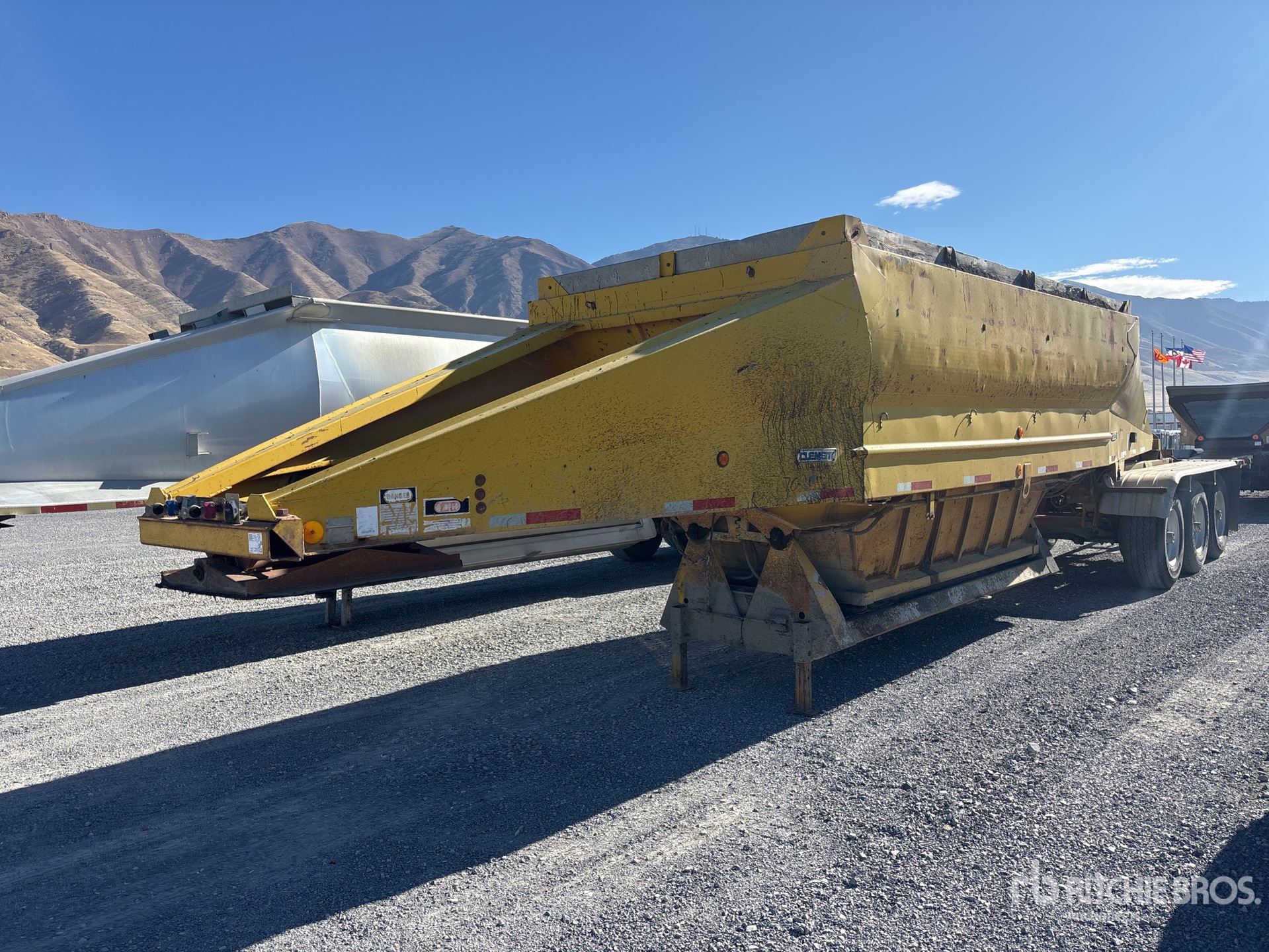 General Appearance with Featured Photo