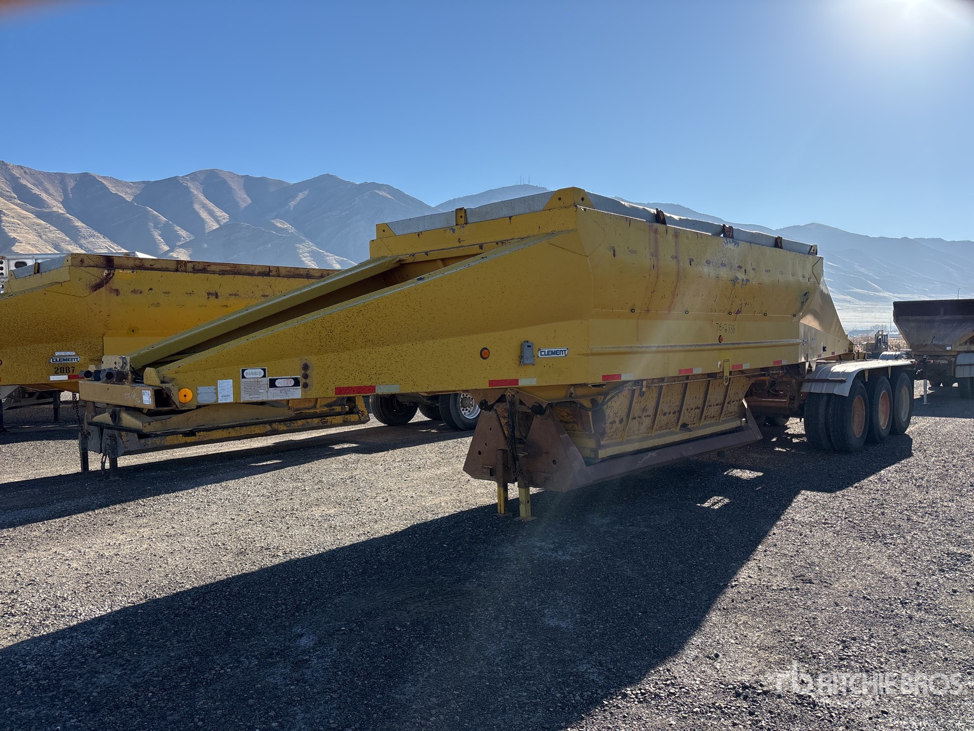 General Appearance with Featured Photo