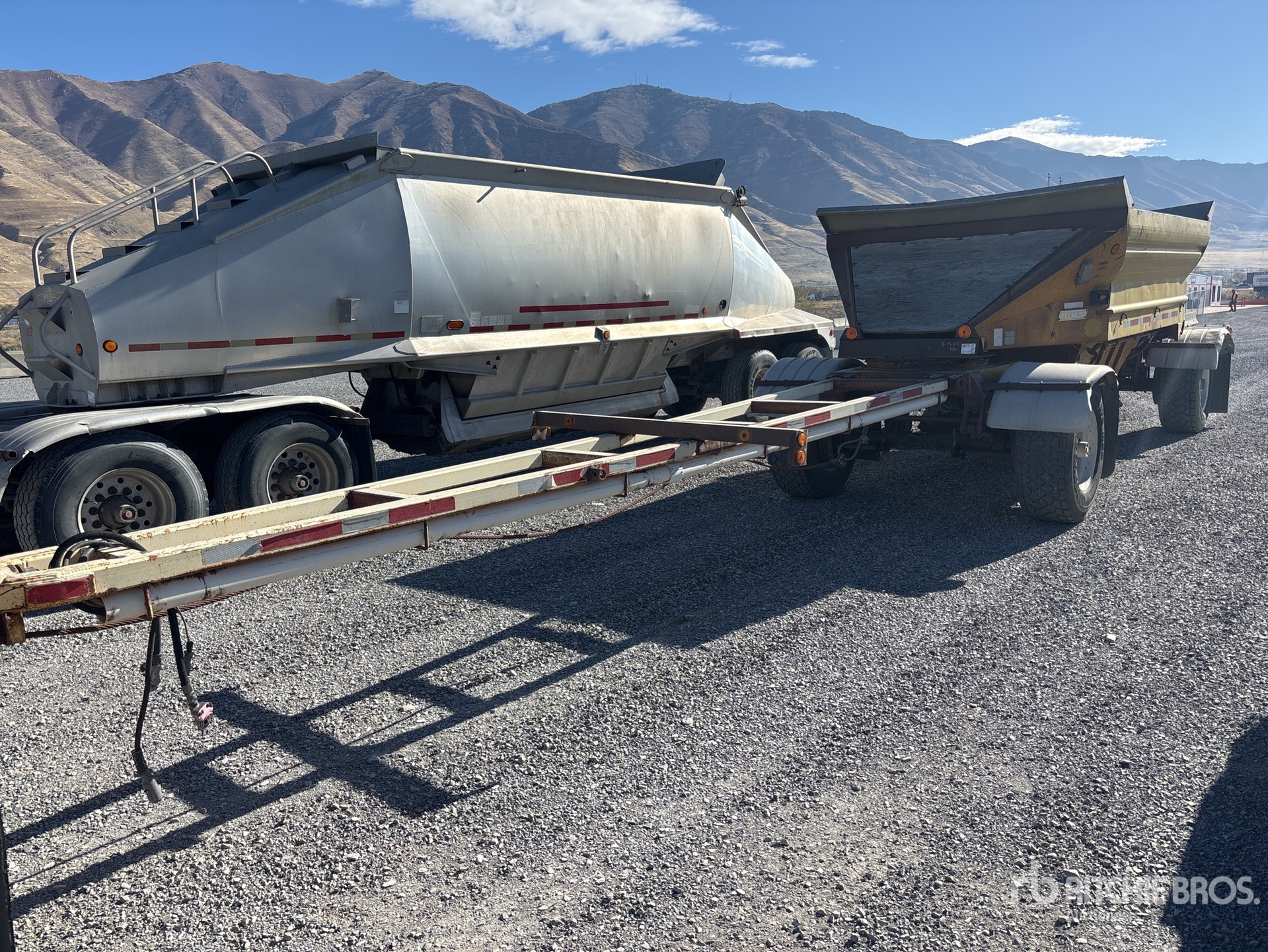 General Appearance with Featured Photo