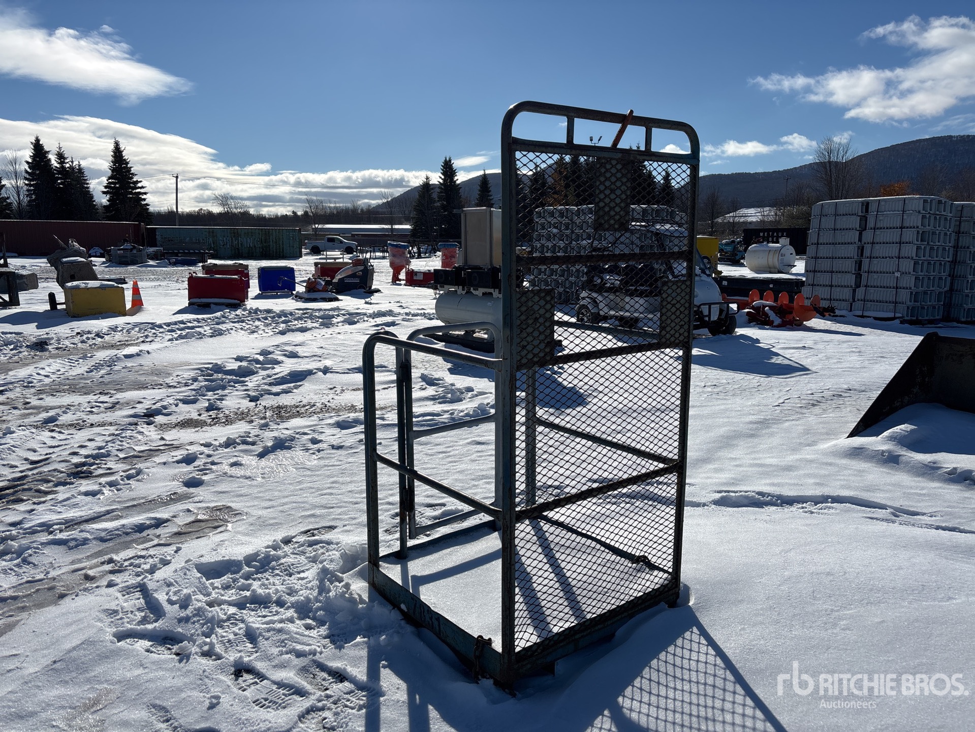 General Appearance with Foto, angolo posteriore sinistro