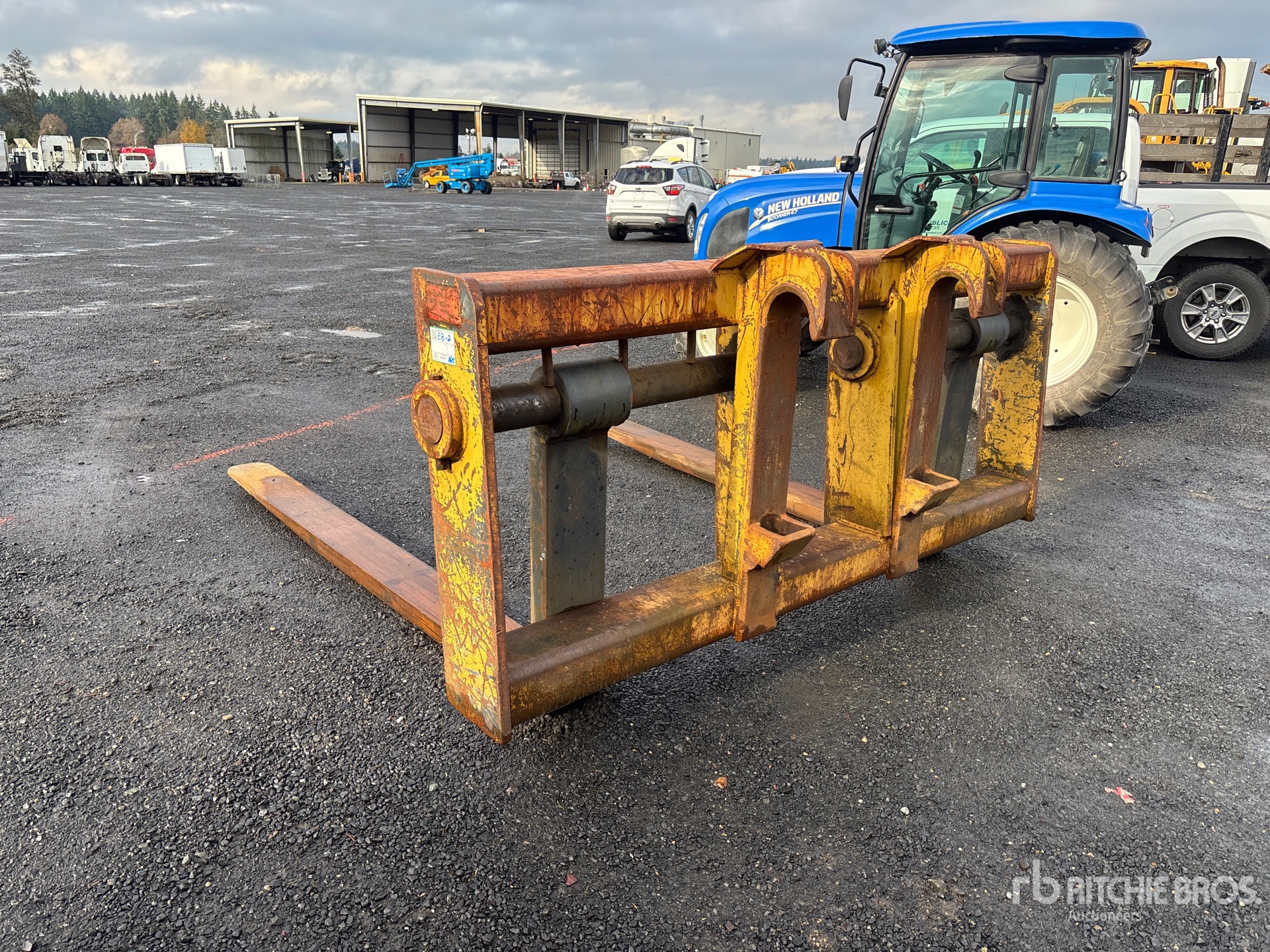 General Appearance with Picture, Left Rear Corner