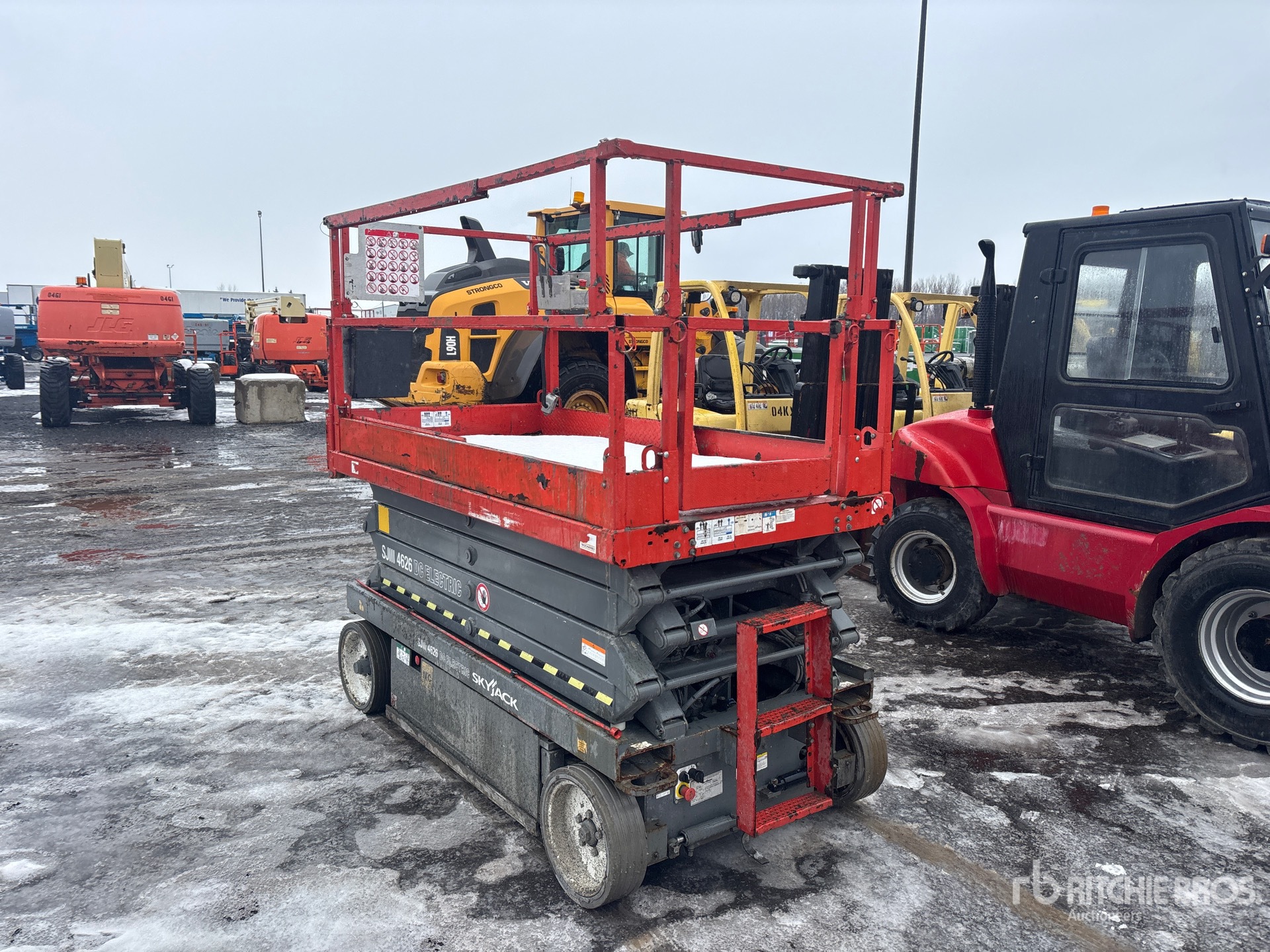 General Appearance with Picture, Right Front Corner