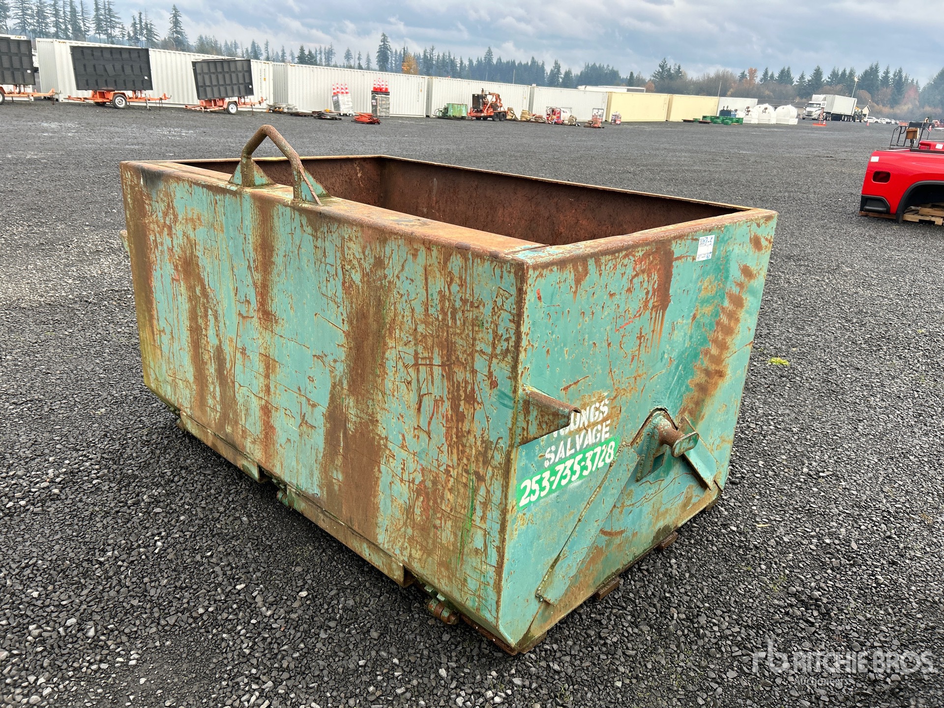 General Appearance with Bild, Ecke hinten rechts