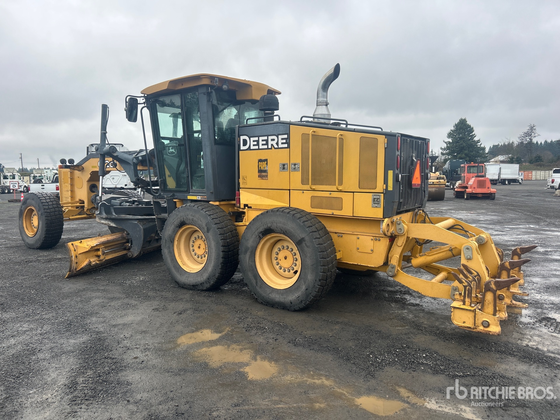 General Appearance with Picture, Left Rear Corner