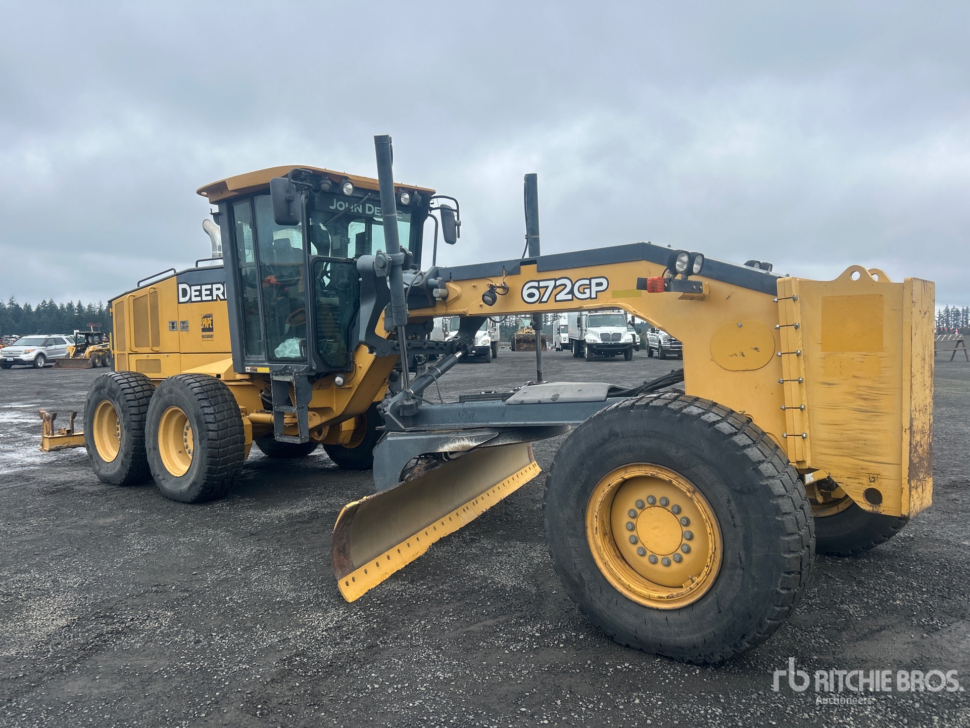 General Appearance with Picture, Right Front Corner