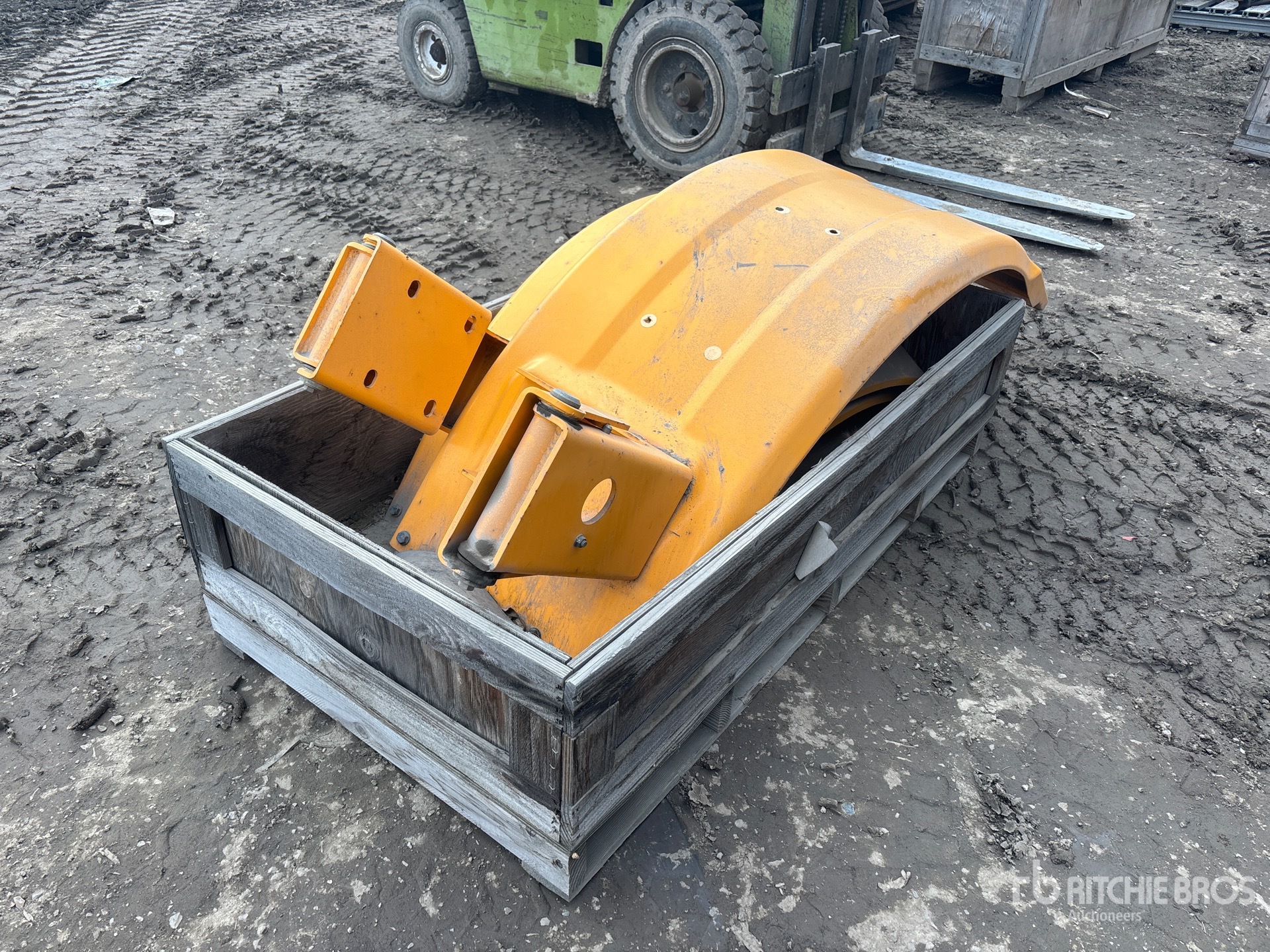 General Appearance with Bild, Ecke hinten links