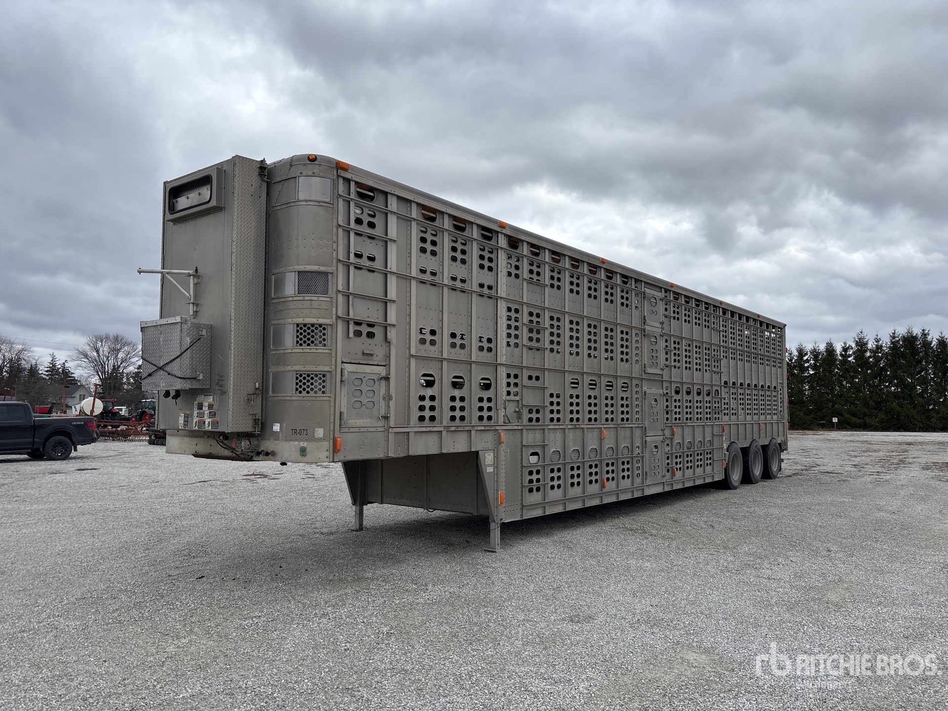 General Appearance with Featured Photo