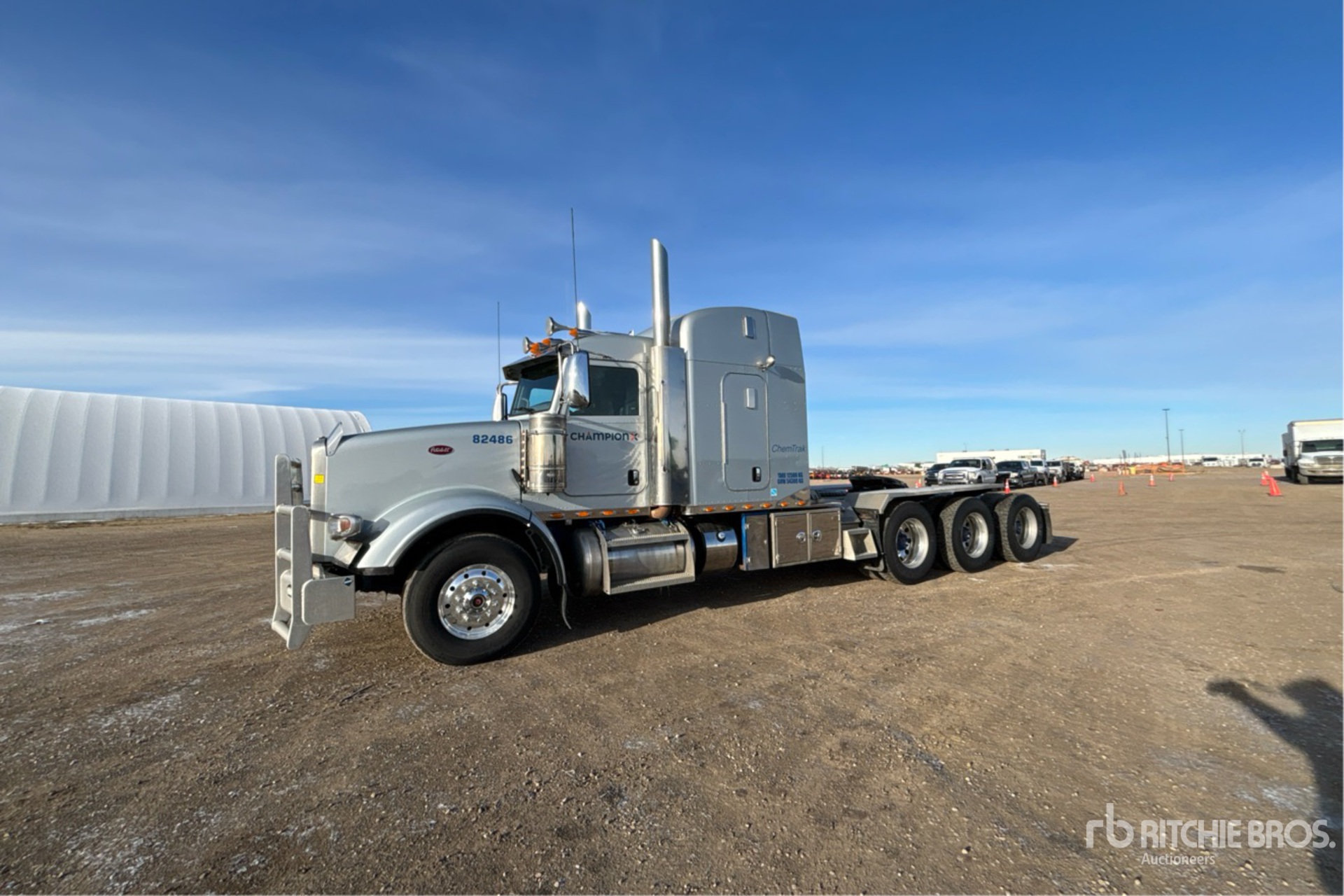 General Appearance with Picture, Left Front Corner