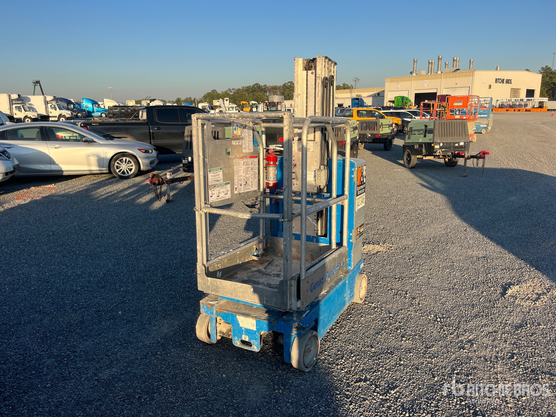 General Appearance with Picture, Left Front Corner