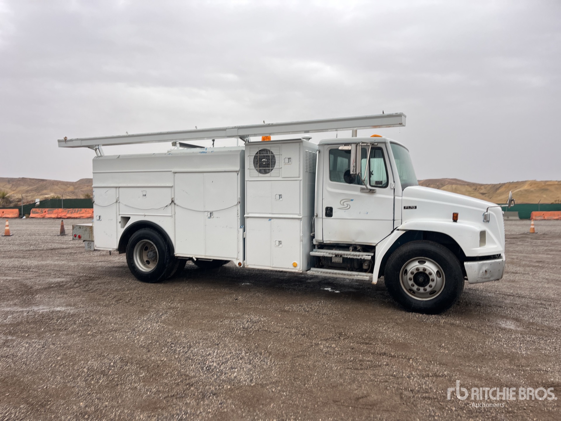 General Appearance with Image, coin avant droit