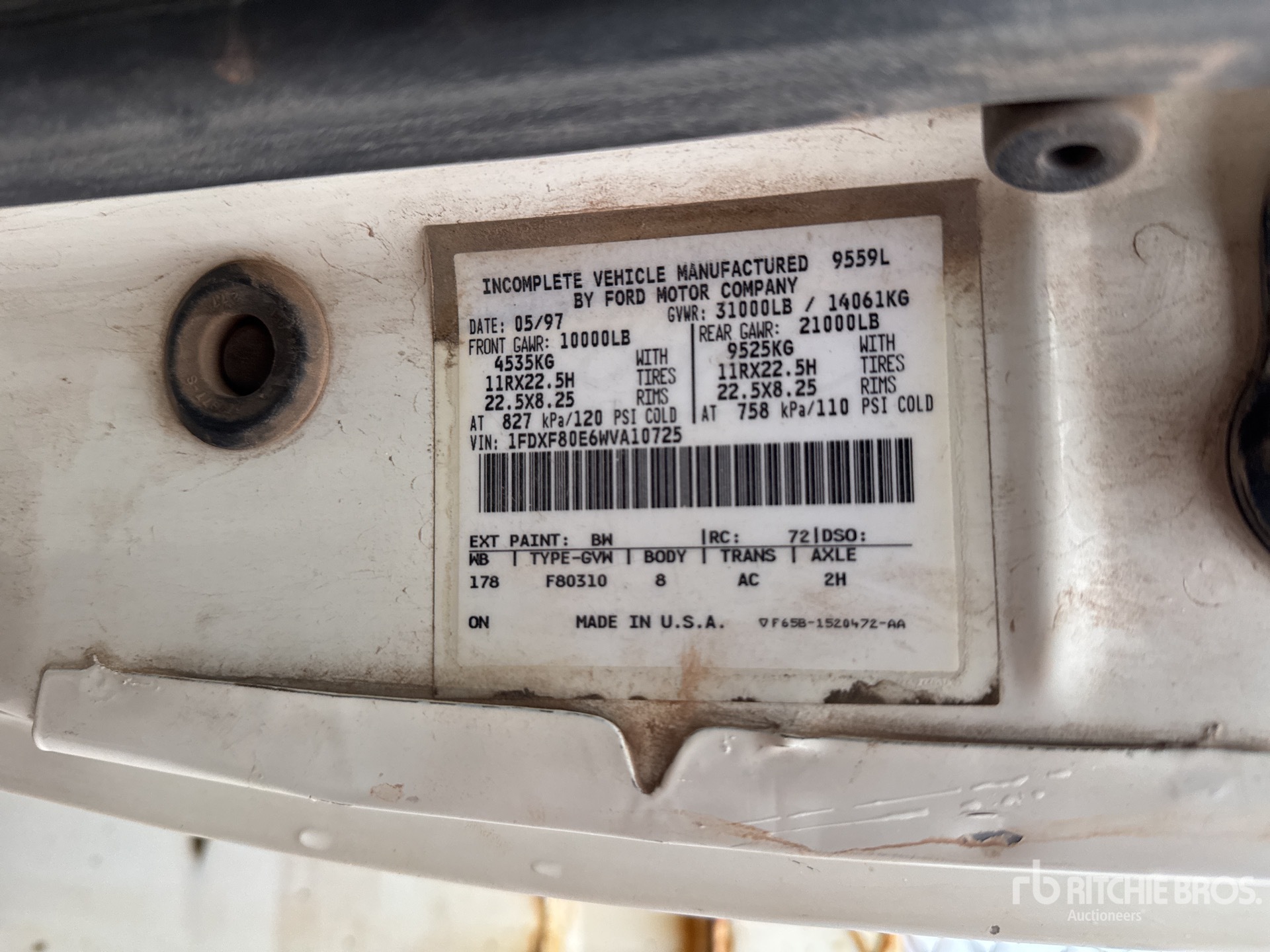 General Appearance with Serial Number / VIN