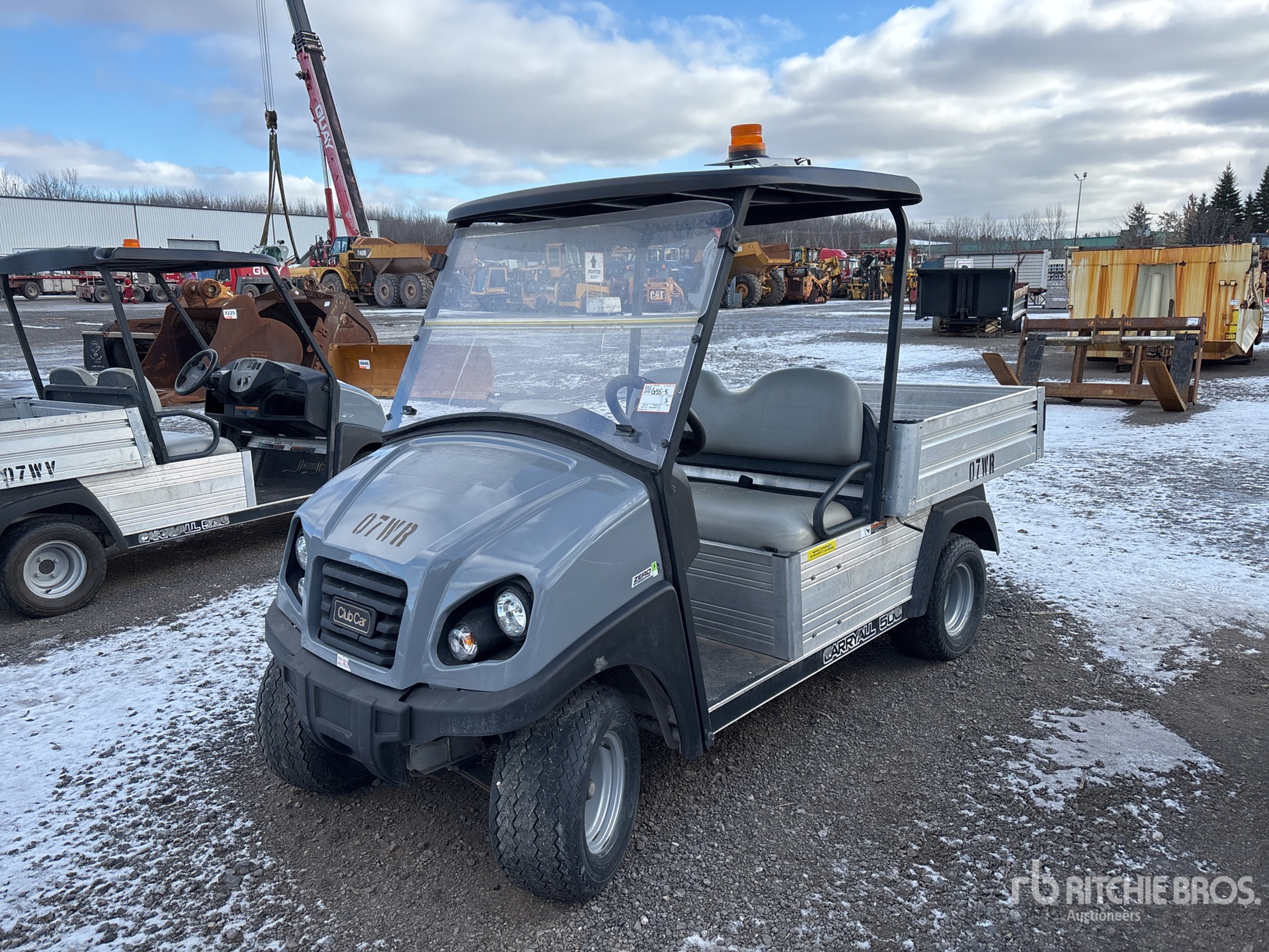 General Appearance with Bild, Ecke vorne links