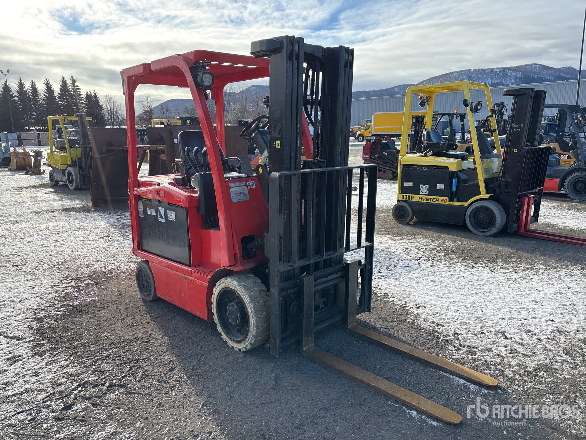 General Appearance with Picture, Right Front Corner