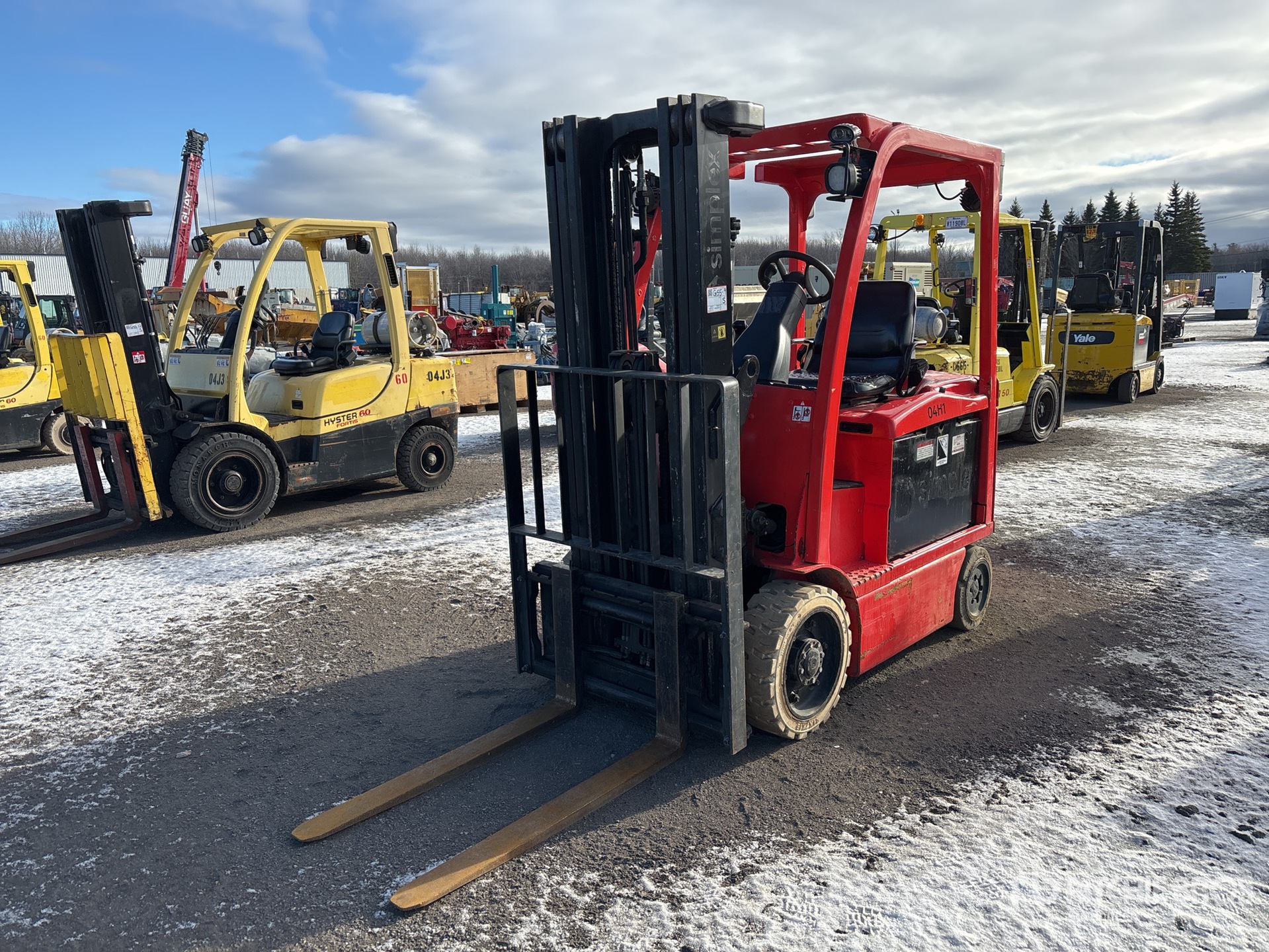 General Appearance with Picture, Left Front Corner