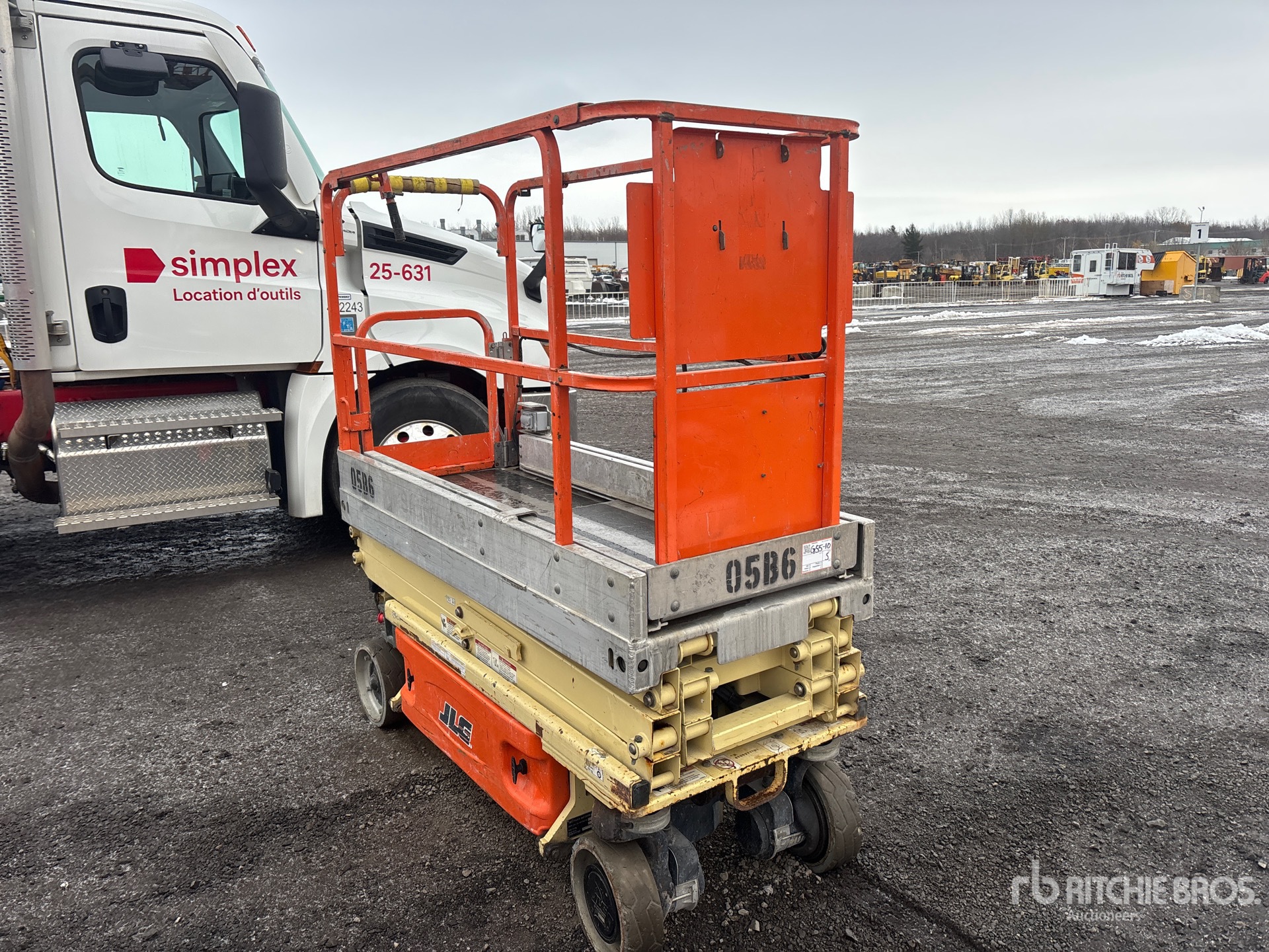 General Appearance with Zdjęcie, lewy dolny róg