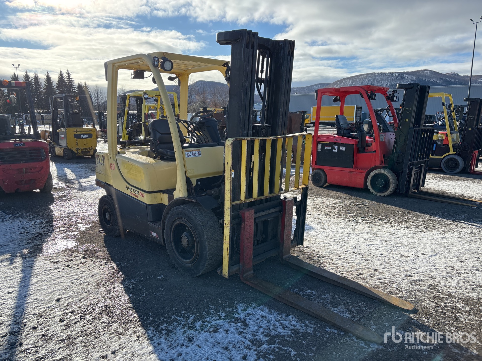 General Appearance with Picture, Right Front Corner