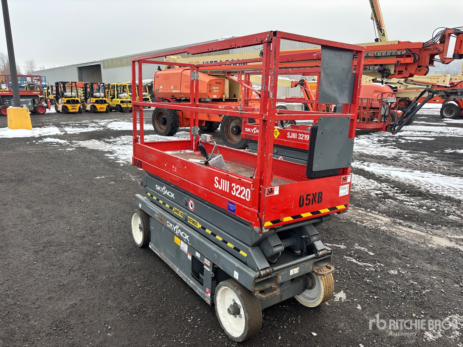 General Appearance with Imagen: esquina trasera izquierda