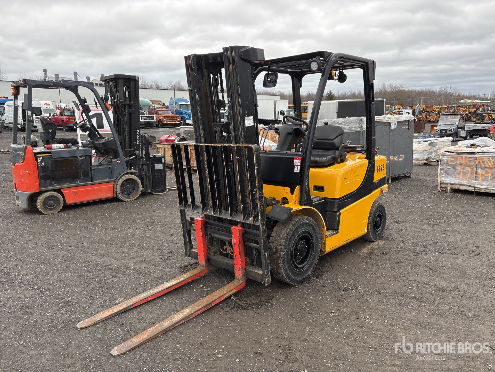 General Appearance with Picture, Left Front Corner