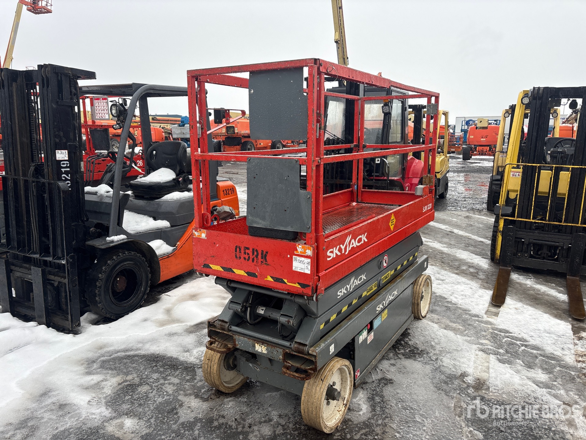 General Appearance with Picture, Right Rear Corner