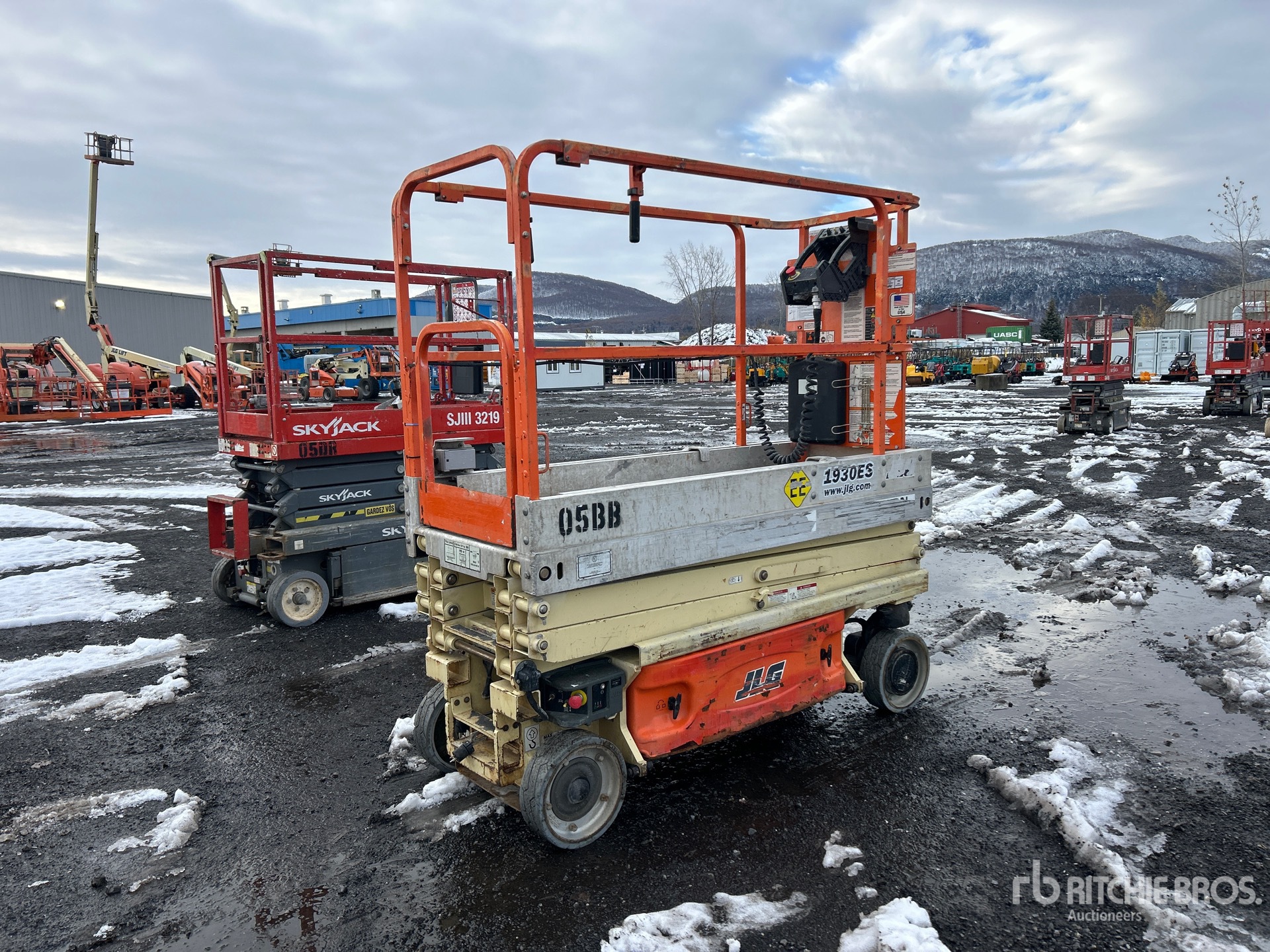 General Appearance with Bild, Ecke hinten rechts