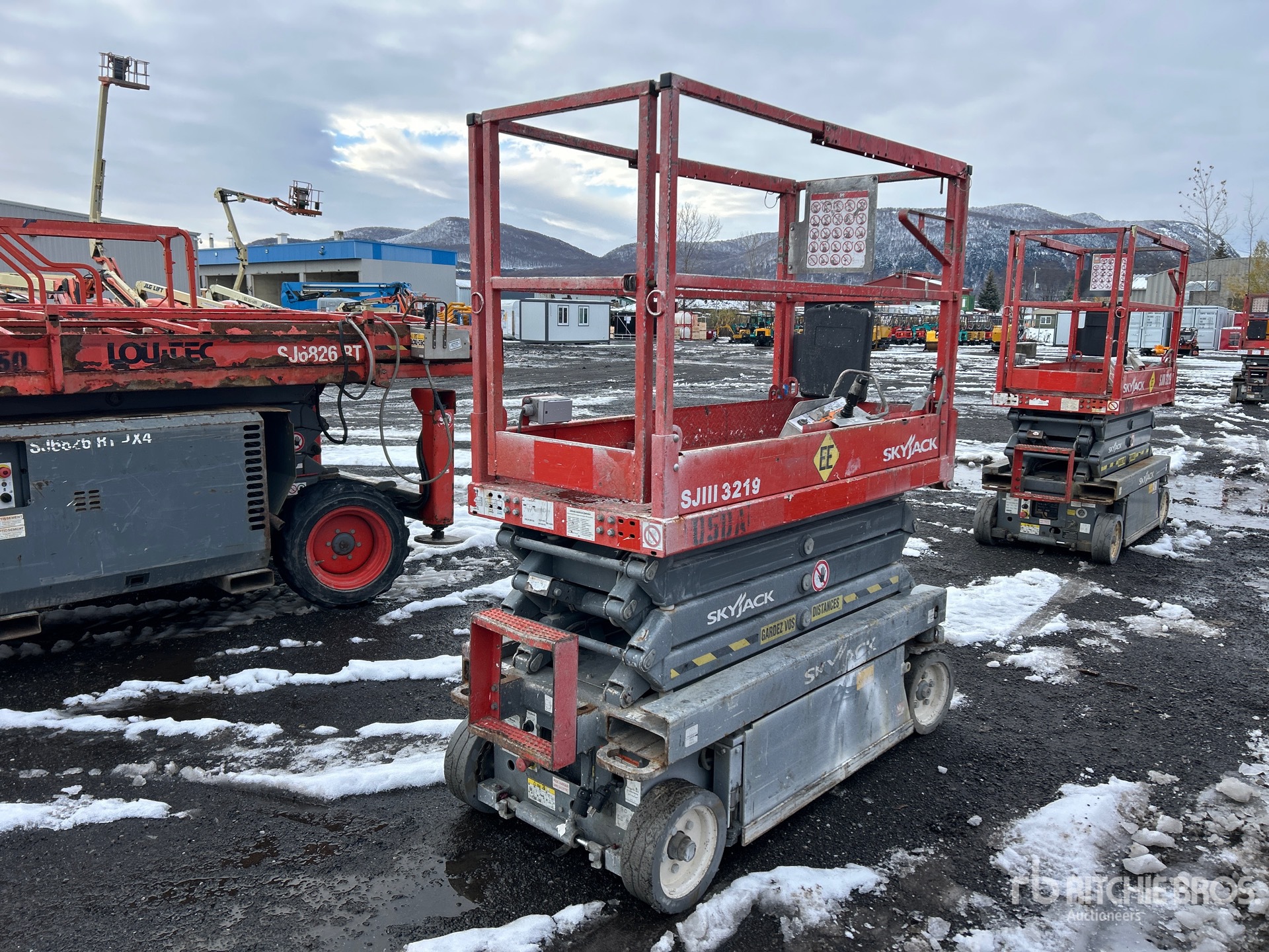 General Appearance with Imagen: esquina trasera derecha