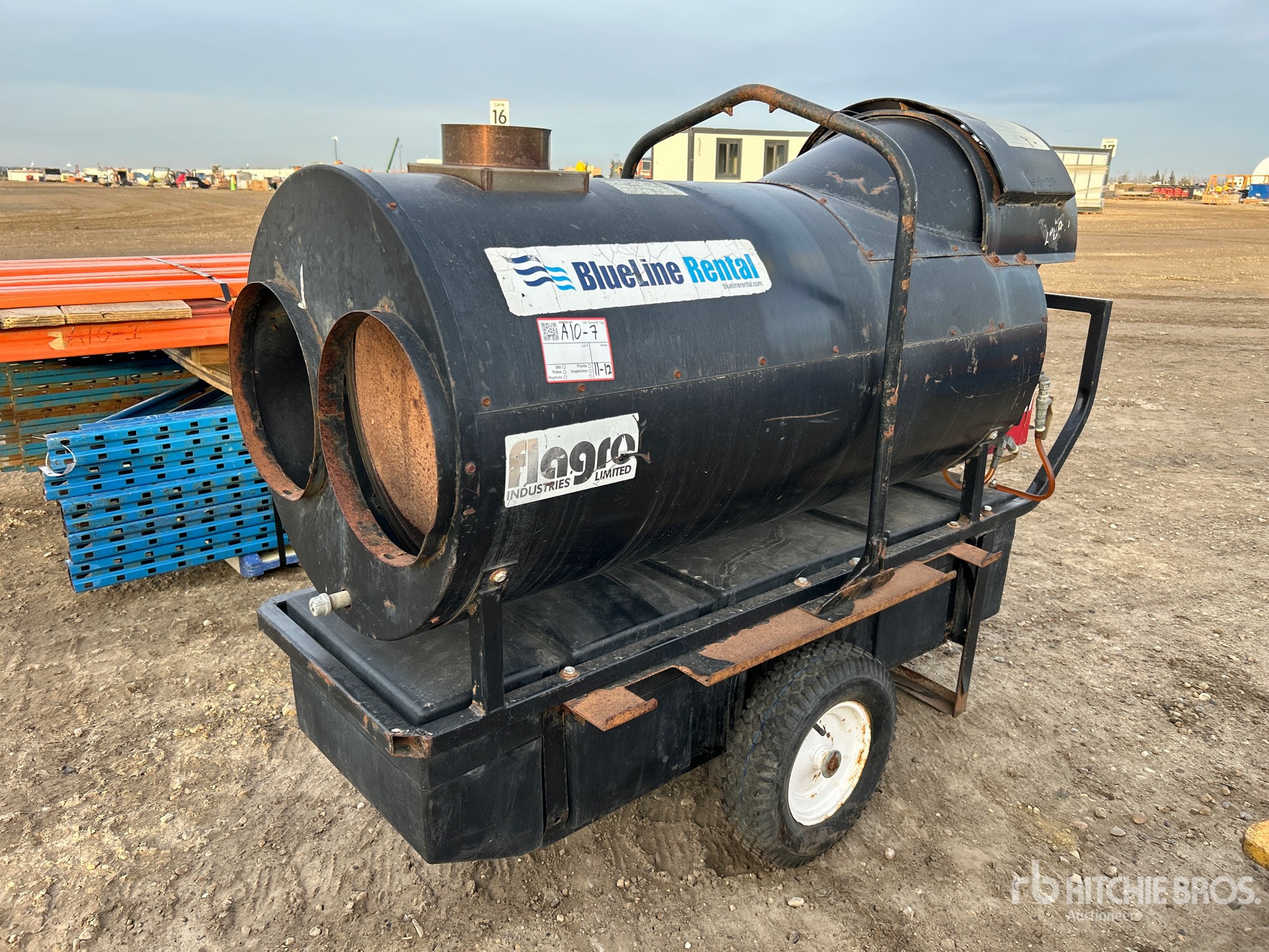 General Appearance with Bild, Ecke vorne links