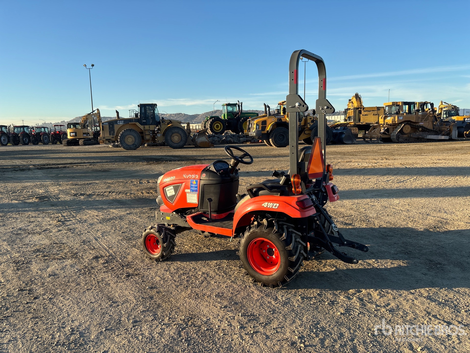 General Appearance with Bild, Ecke hinten links