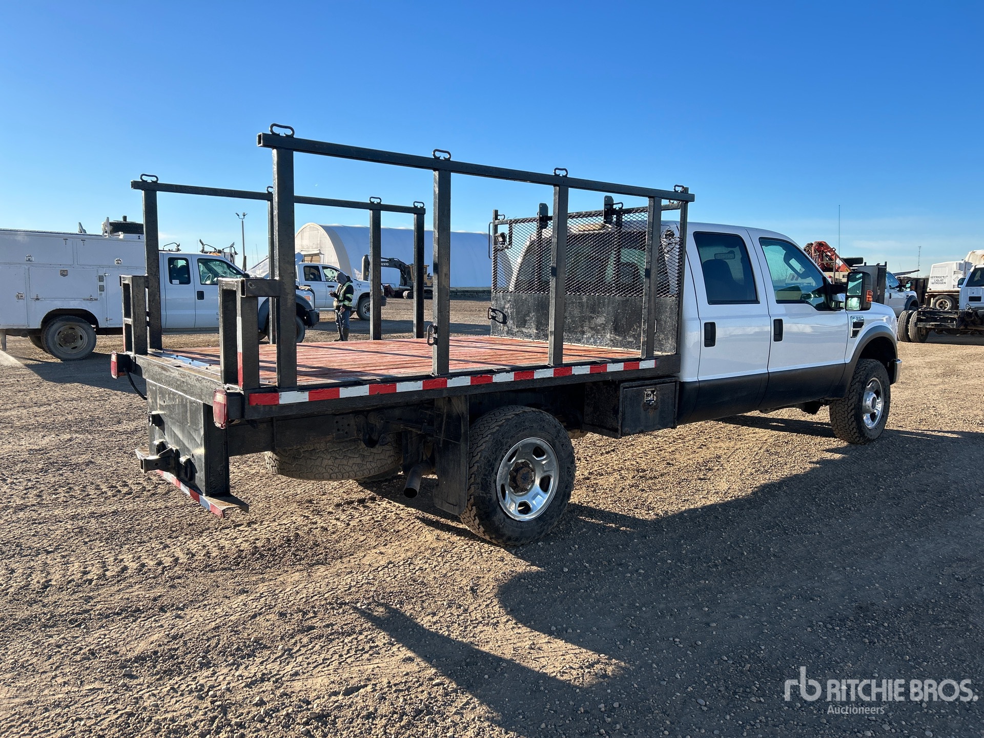 General Appearance with Imagen: esquina trasera derecha