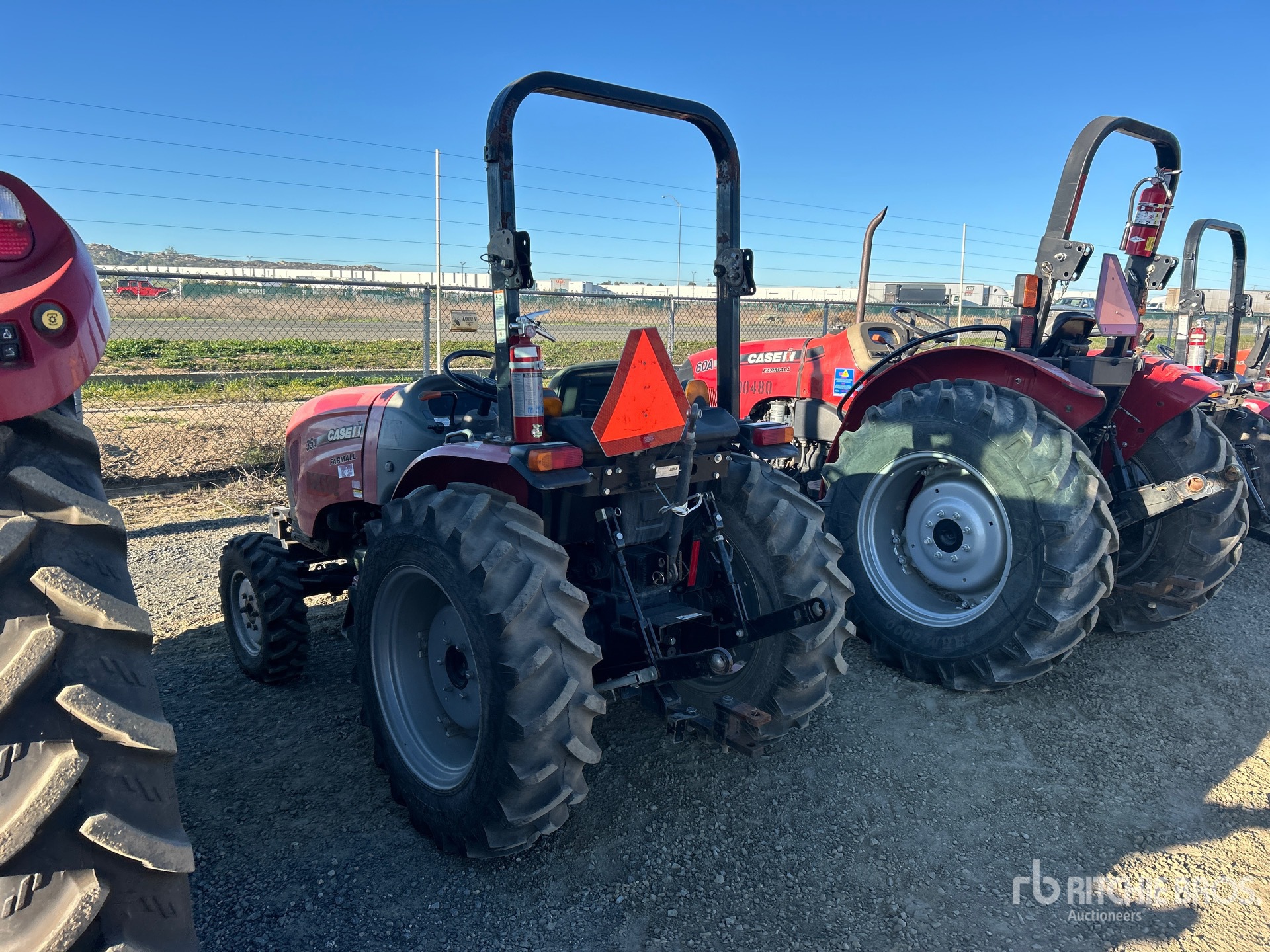 Aspect général with Image, coin arrière gauche