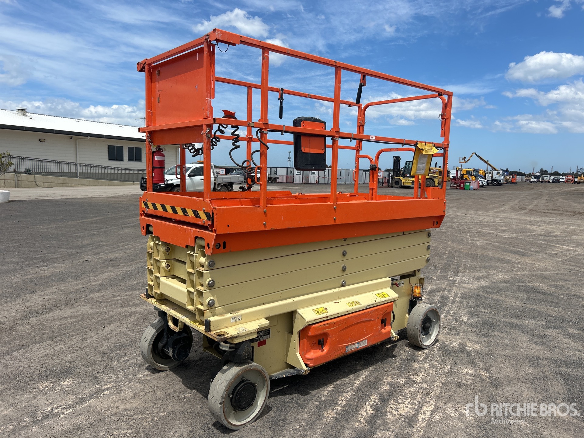 Aspect général with Image, coin avant gauche