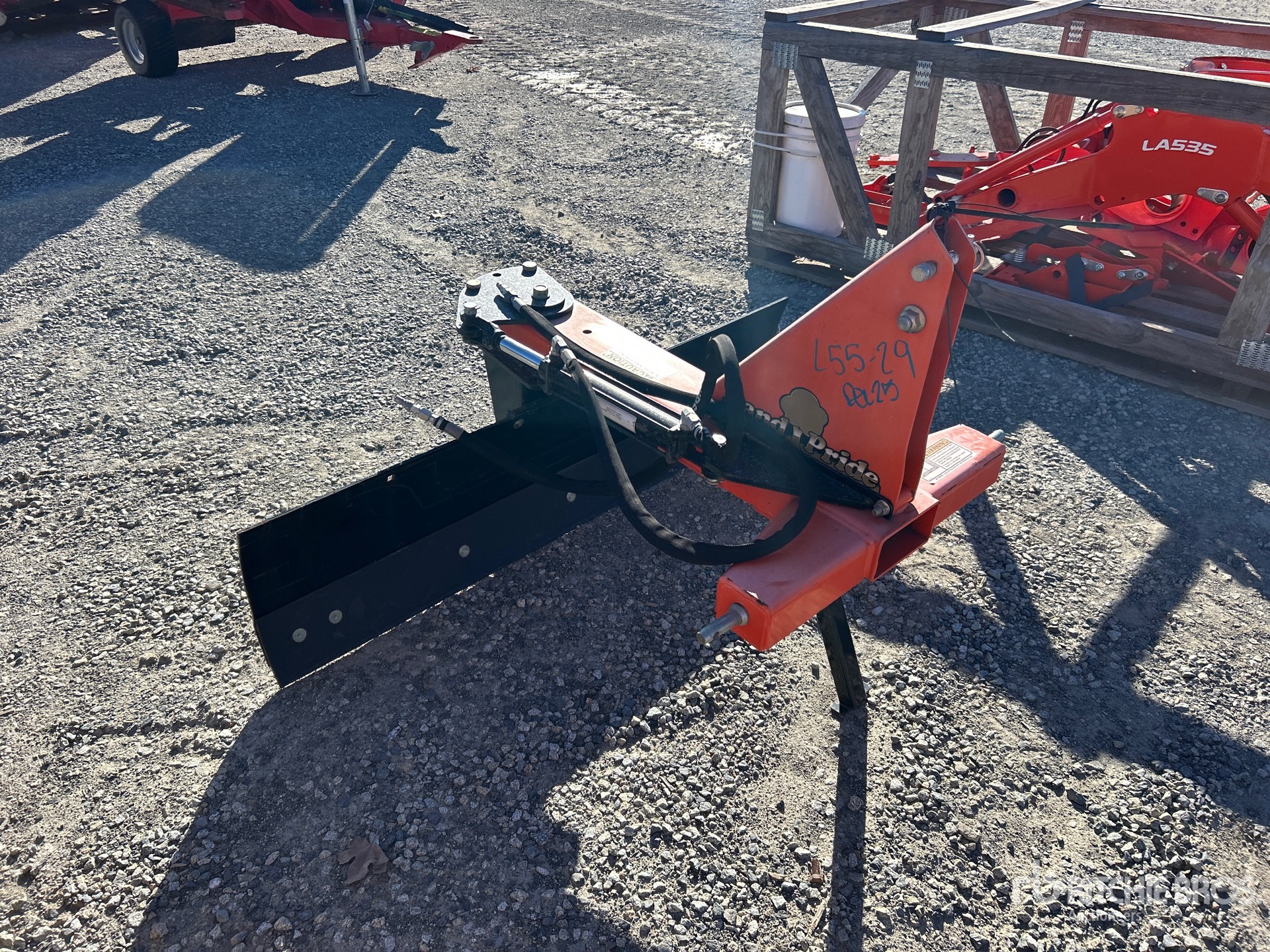 General Appearance with Foto, angolo anteriore destro