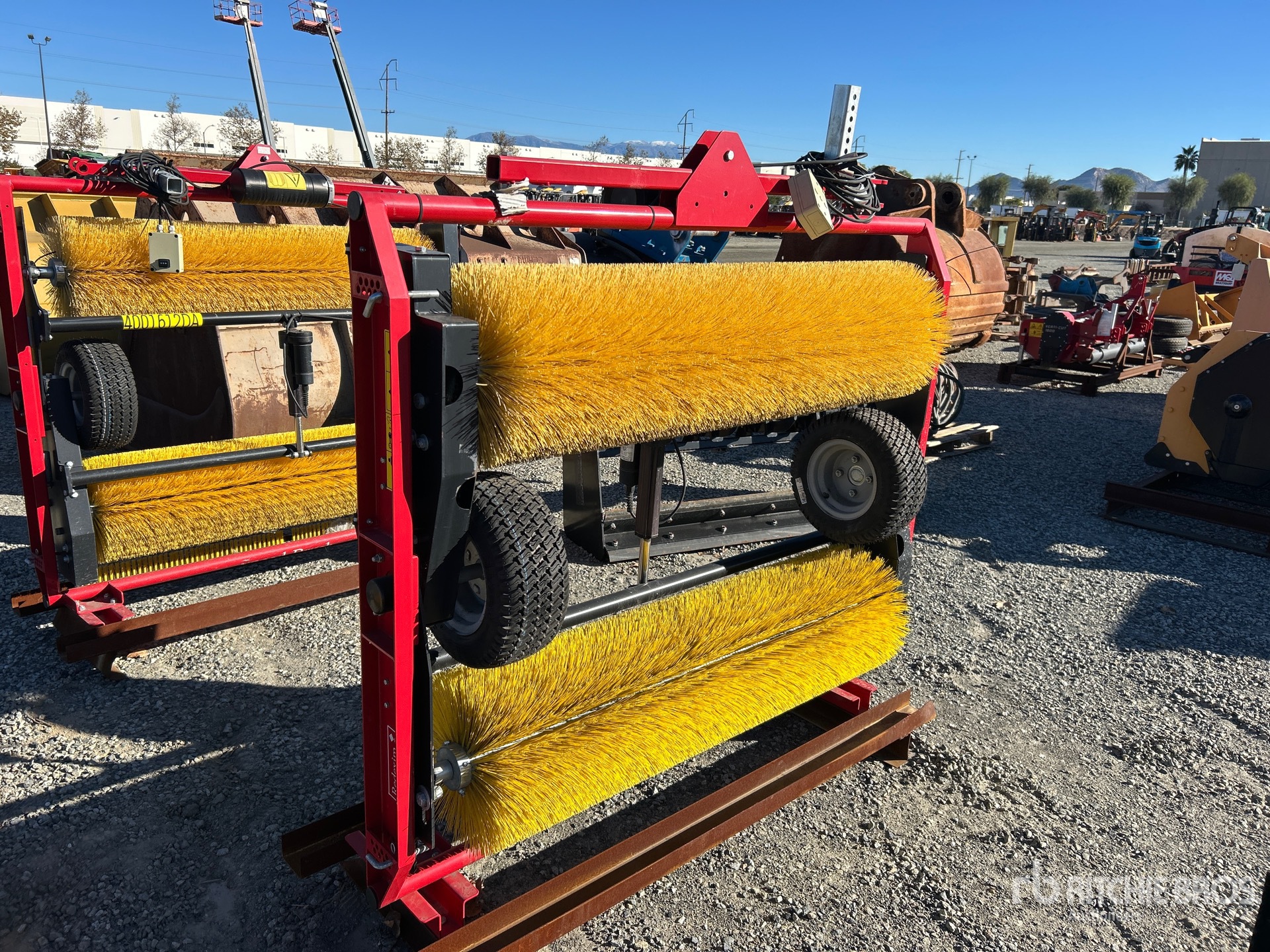 Aspect général with Image, coin arrière gauche