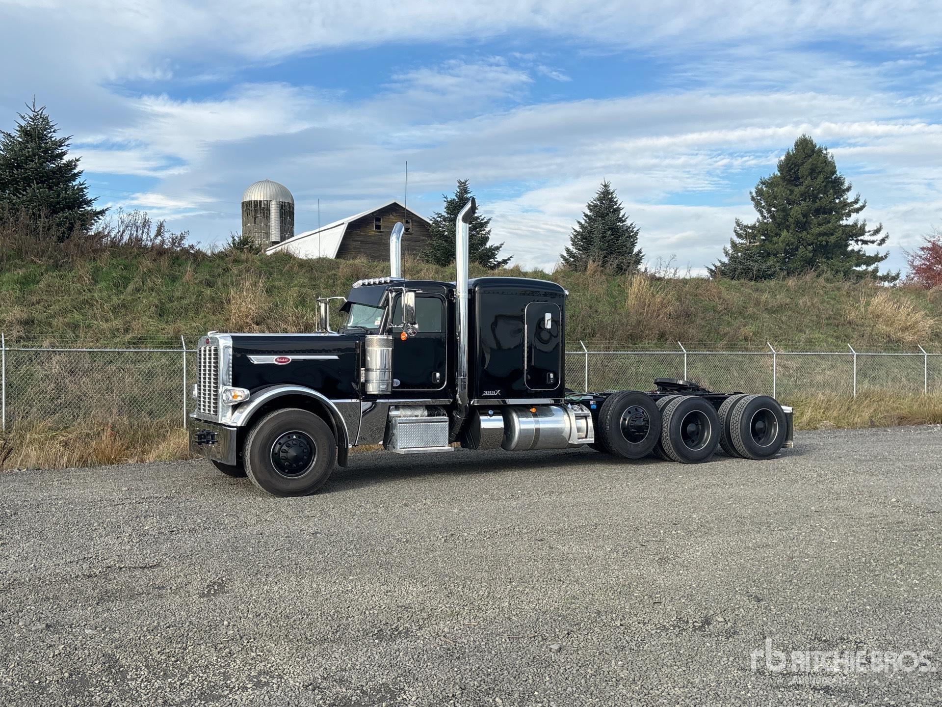 General Appearance with Featured Photo