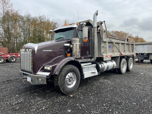 2015 Kenworth T800 6x4 T/A Dump Truck 2015 Kenworth T800 6x4 T/A Dump Truck