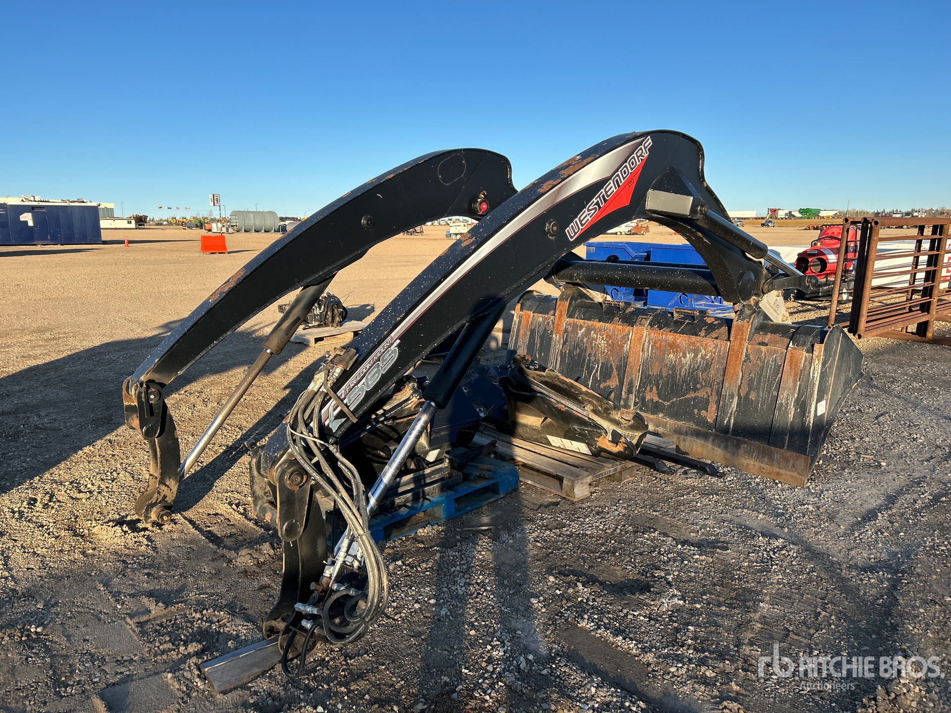 General Appearance with Bild, Ecke hinten links