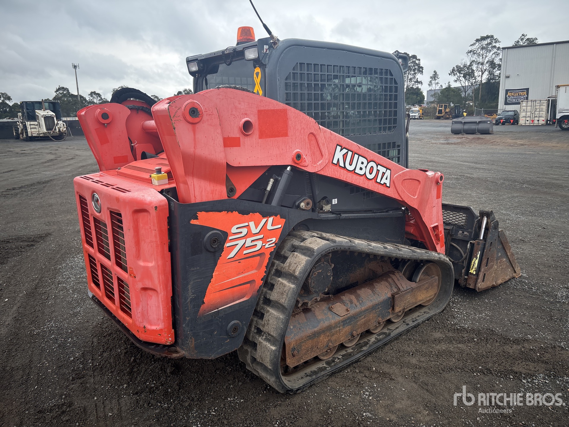 General Appearance with Picture, Right Rear Corner