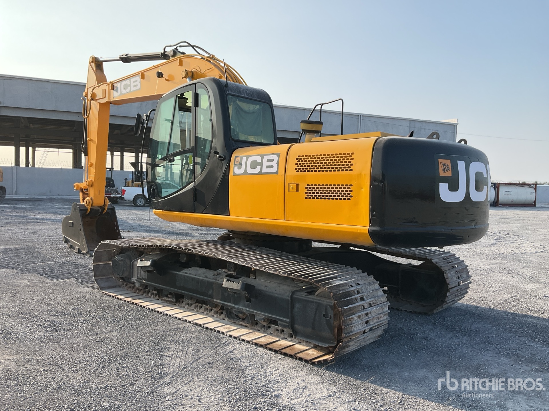 General Appearance with Imagen: esquina trasera izquierda