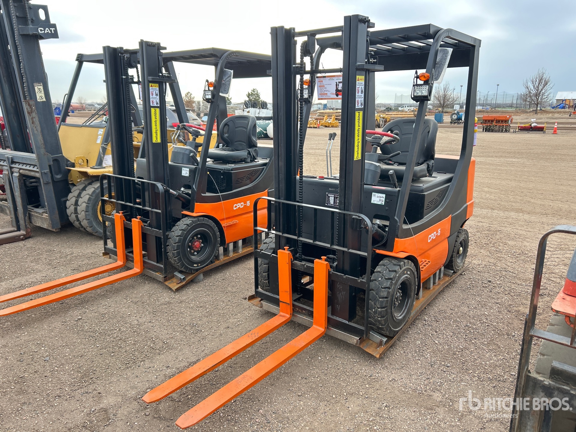 Aspect général with Image, coin avant gauche