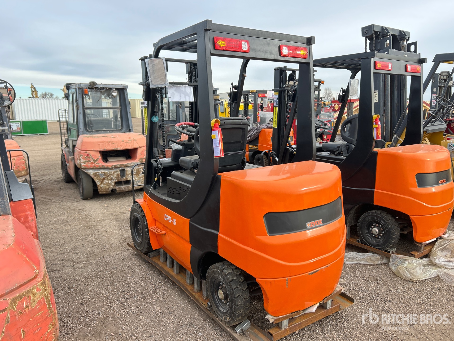 Aspect général with Image, coin arrière gauche