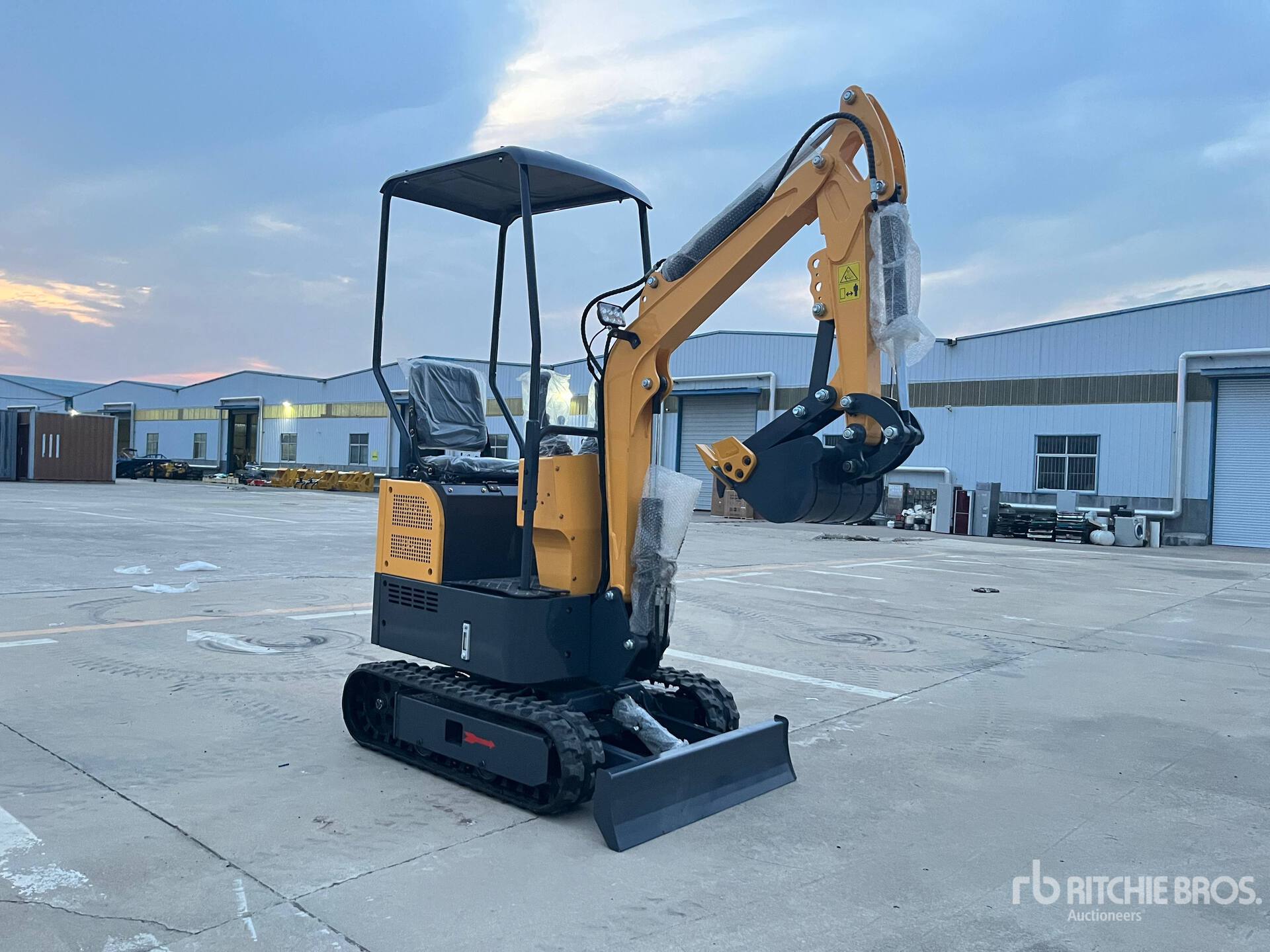 General Appearance with Featured Photo