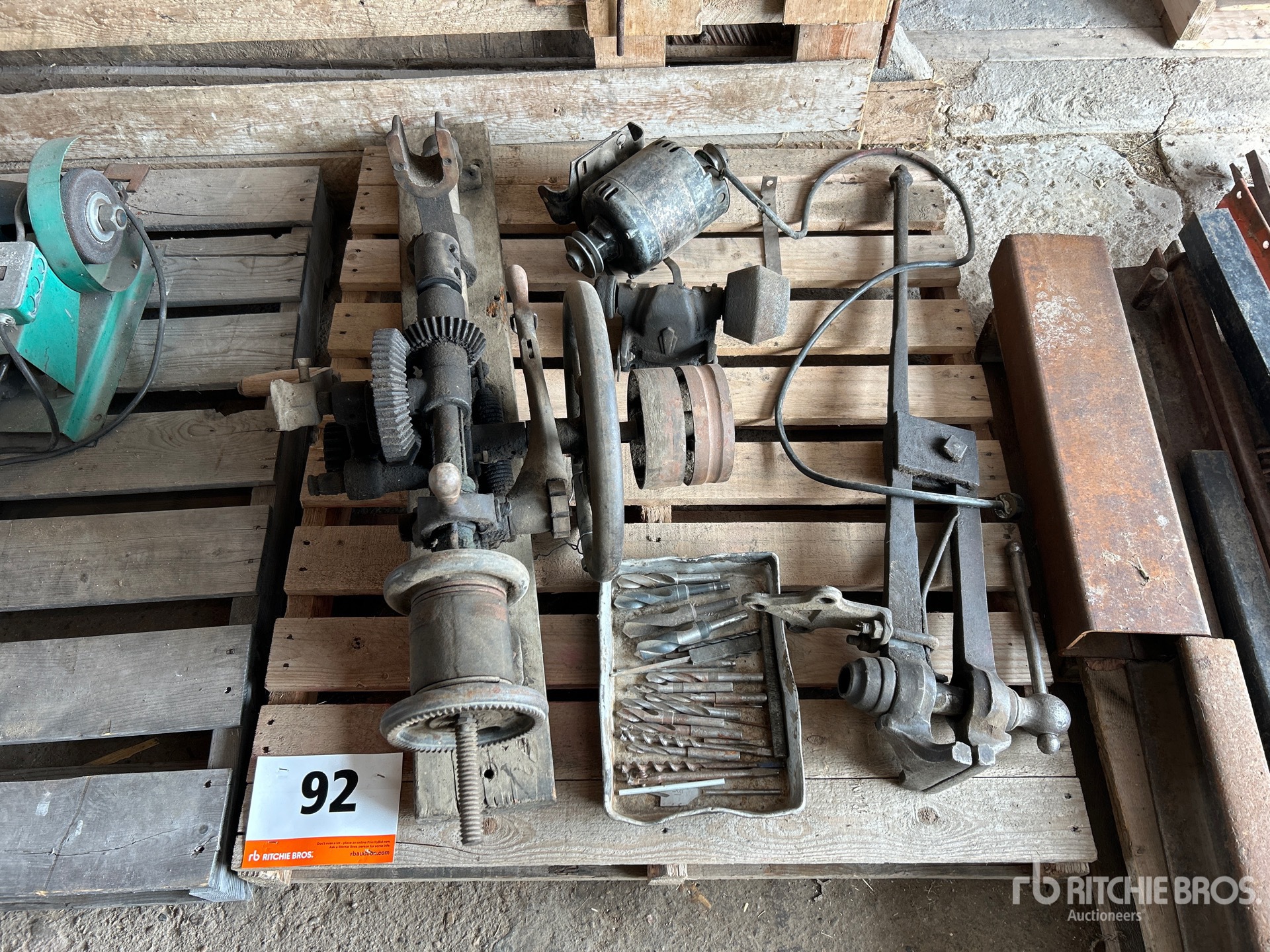 Aspect général with Image, coin avant gauche